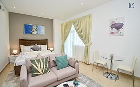 Luxury Escapes - Budget Studio With Balcony, Yacht Bay Marina